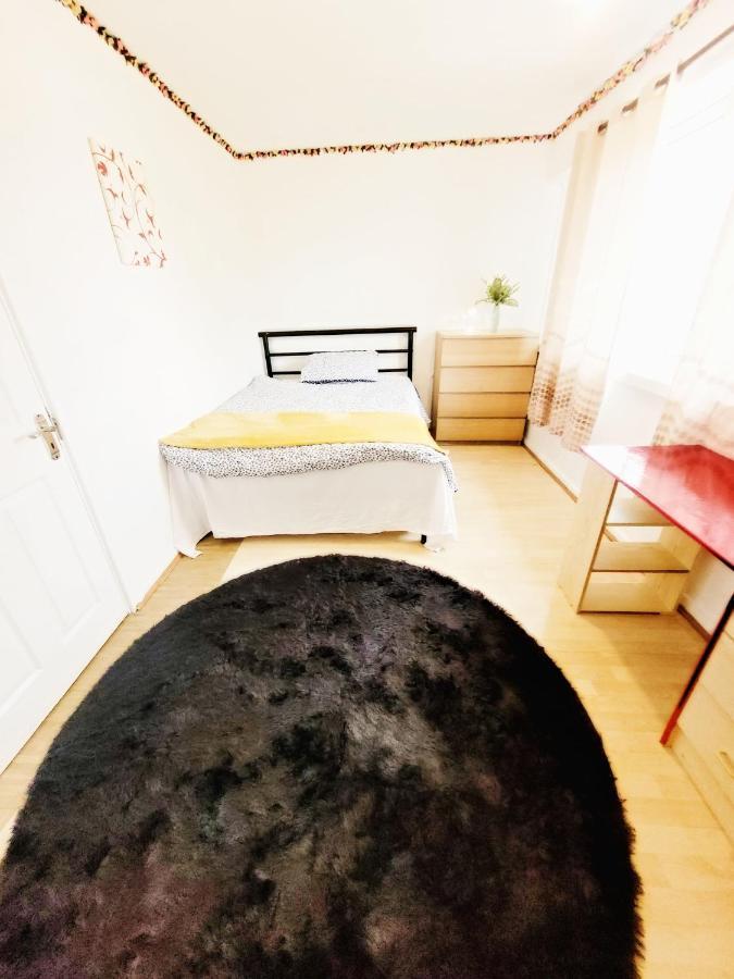 Excellent Double Rooms In Cheap Rate Around Central Londres Extérieur photo