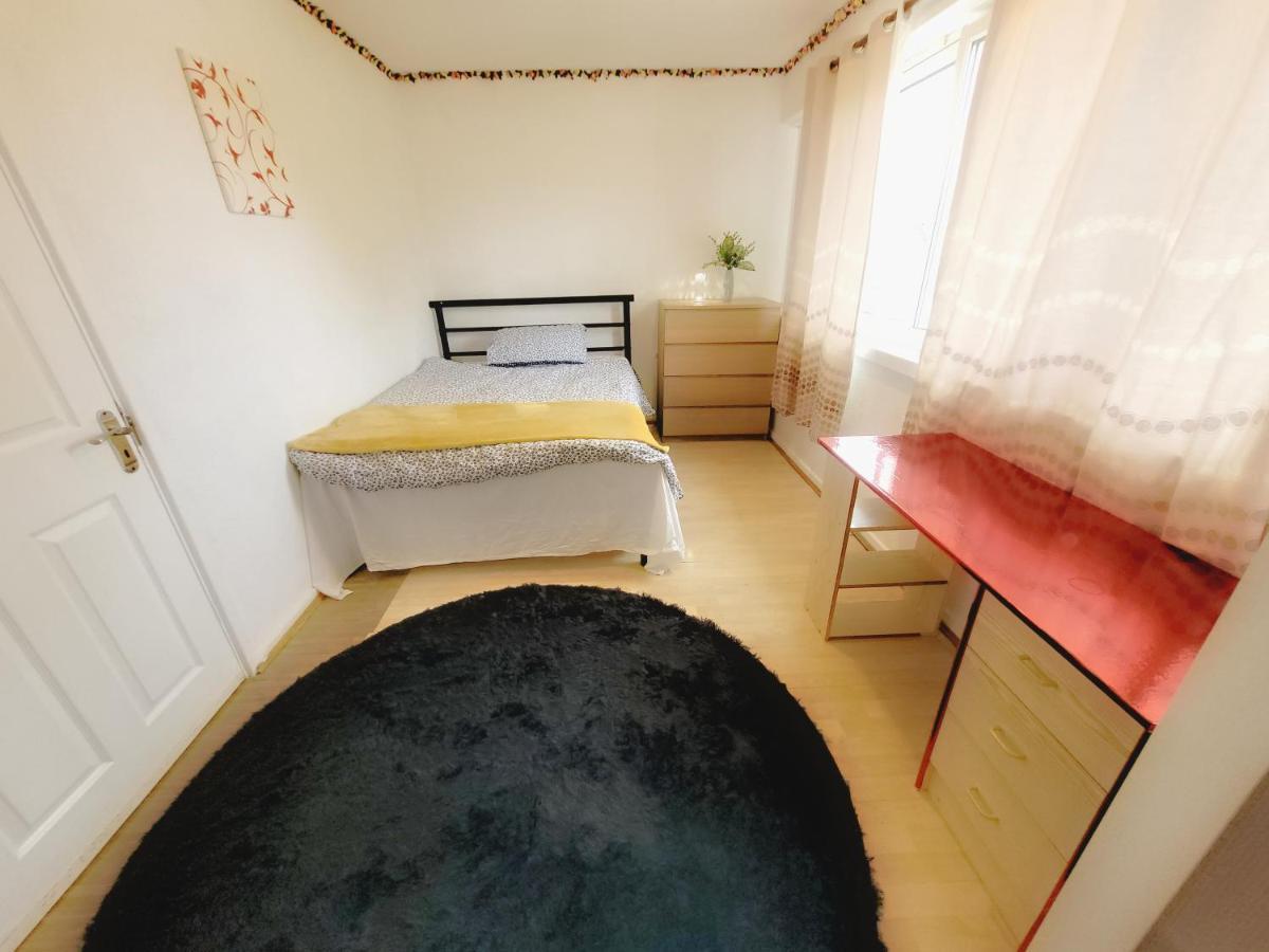 Excellent Double Rooms In Cheap Rate Around Central Londres Extérieur photo